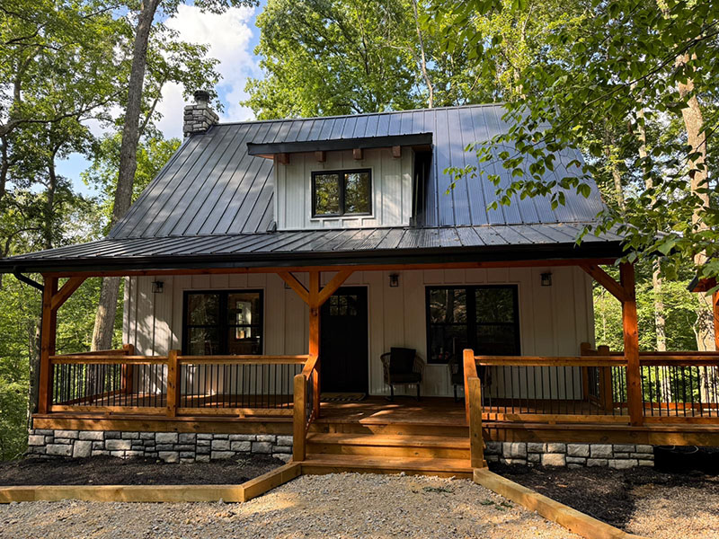 Chapter's End, a luxury cabin for four